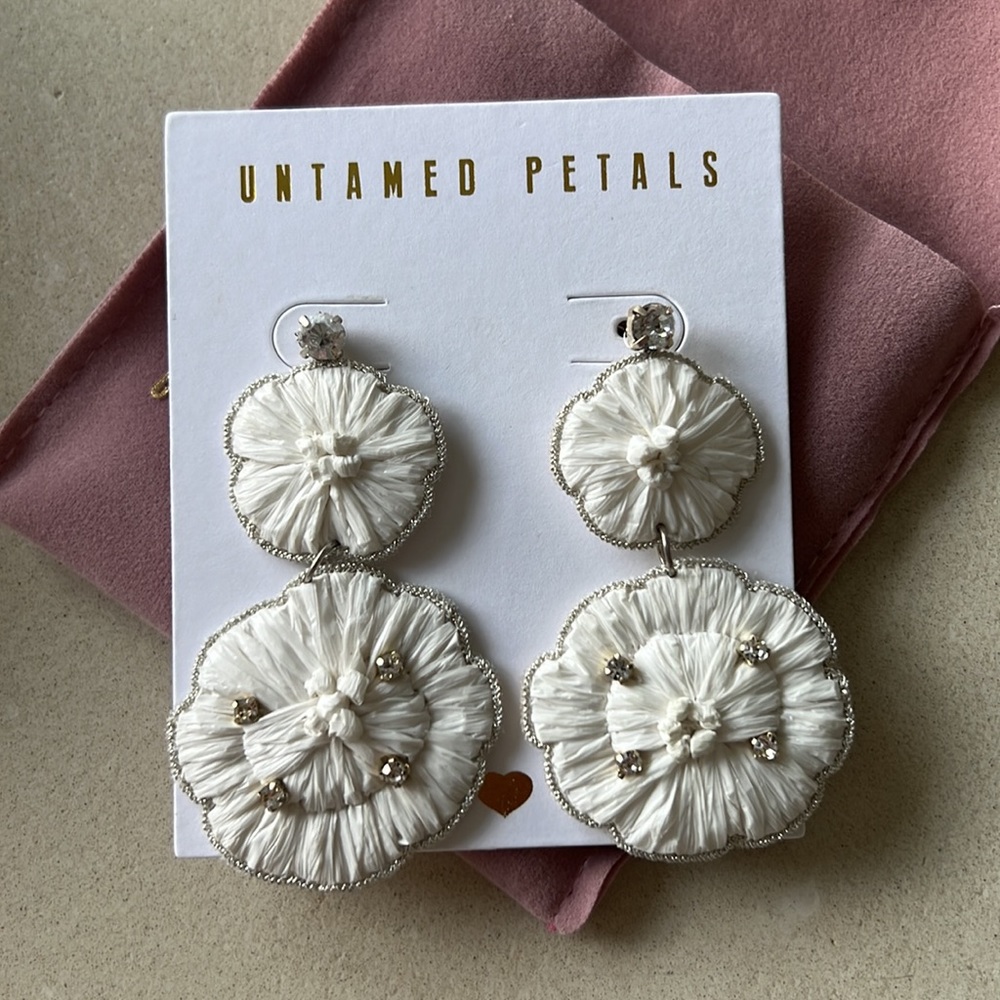 Untamed Petals Piper Earring